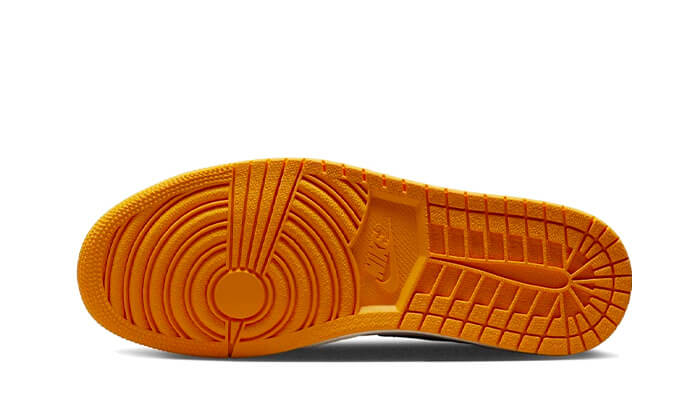 Air Jordan 1 Retro High OG Yellow Toe - immagine 4