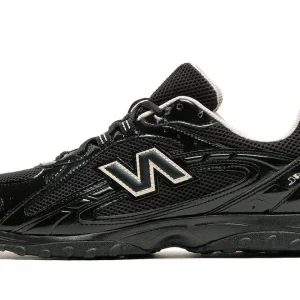 New Balance 204L Black Timberwolf